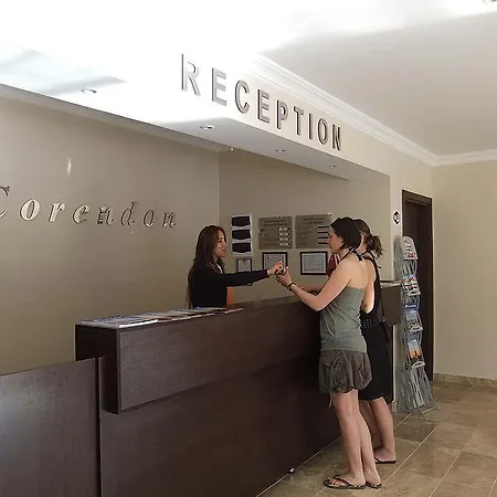 아파트 Corendon Iassos Modern Resort Hotel